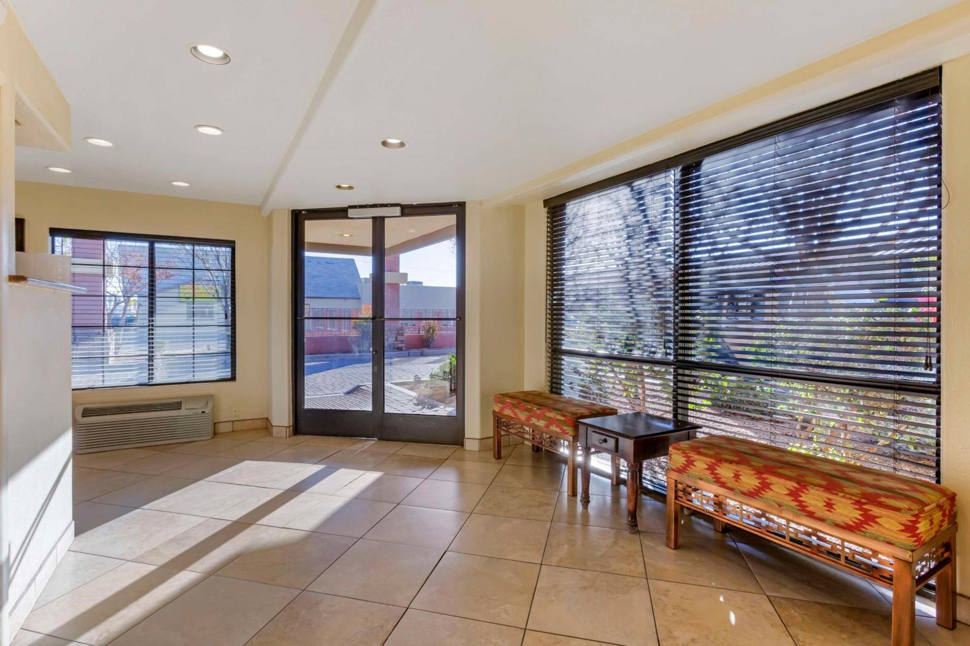 Best Western Desert Inn Safford Exterior photo
